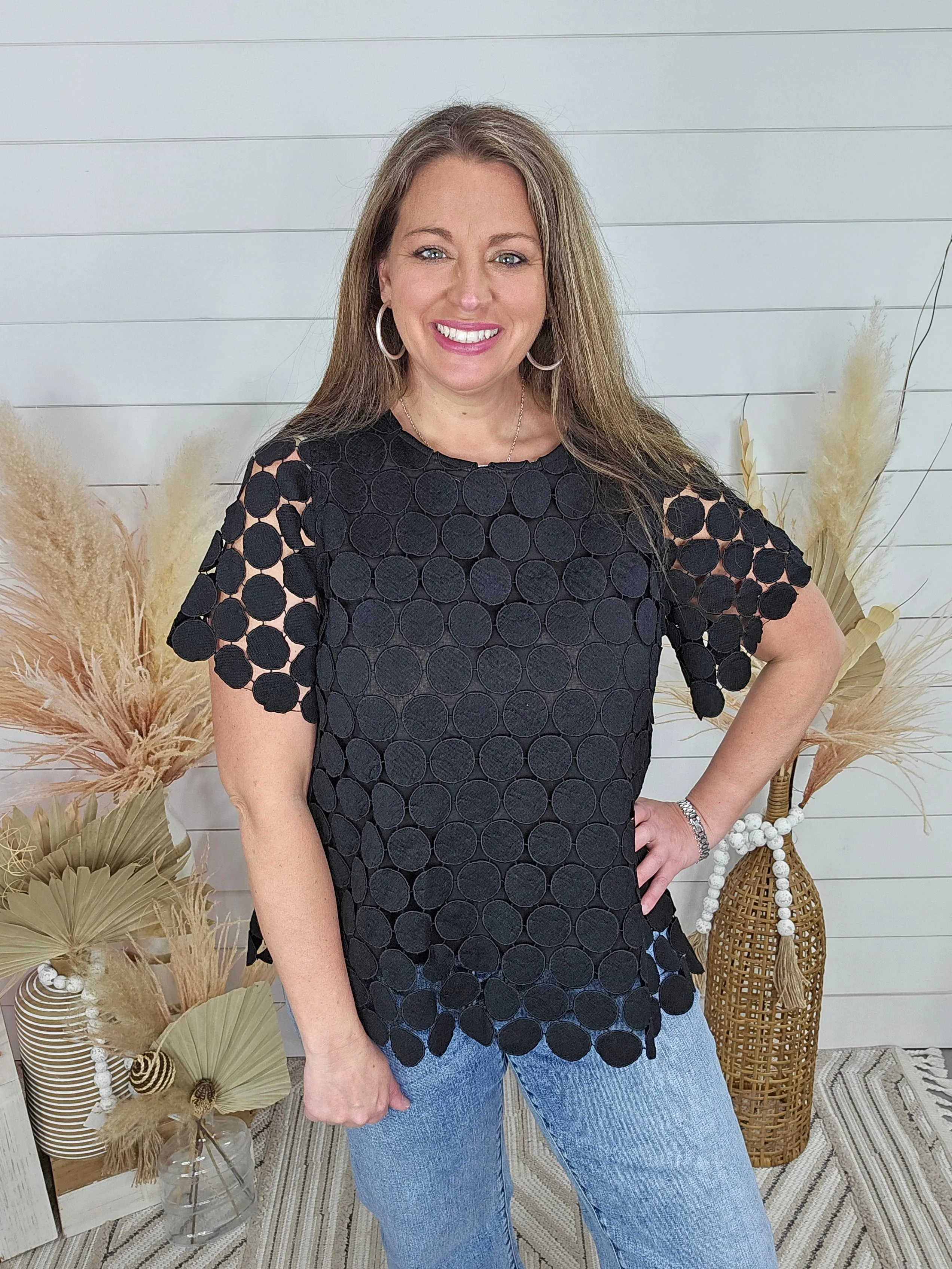 BLACK POLKADOT LACE SHORT SLEEVE TOP