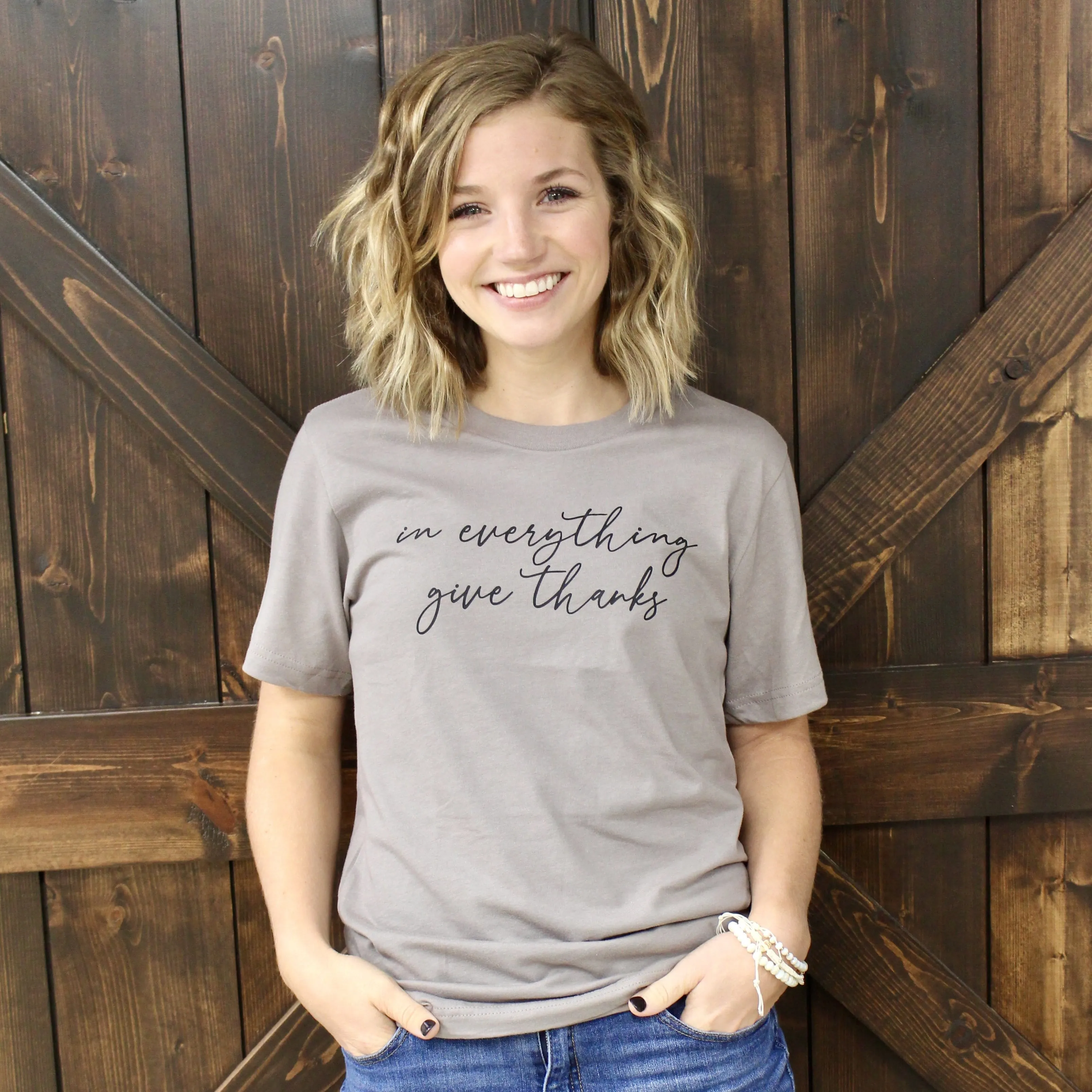 In Everything Give Thanks Unisex Shirt